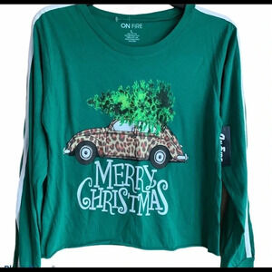 *NEW ON FIRE Striped Long Sleeve Christmas T-Shirt